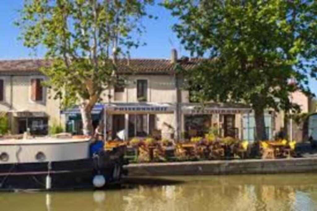 La Halte Du Canal Carcassonne Exteriör bild